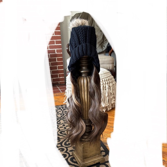 BEANIE W  Brown Wavy Hair Extension FULLY ATTACHED - Picture 7 of 15